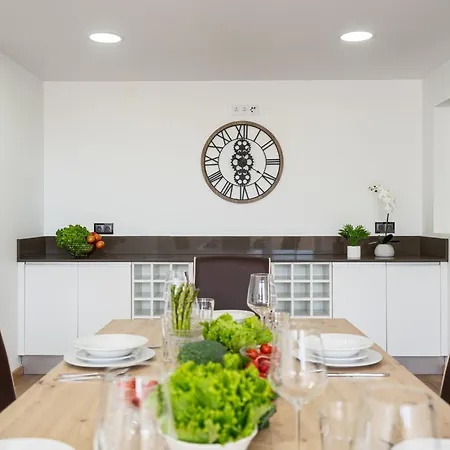 펜션 Garajau Lovers Retreat House 3br By Wanderlust Madeira 카니코